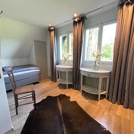 Mit Teich Auf 16.000m² In Der Hermannsburg